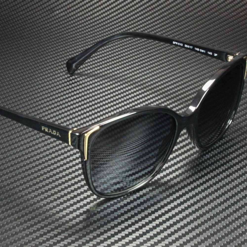 Prada Women's Black and Grey Sunglasses! - Picture 3 of 4